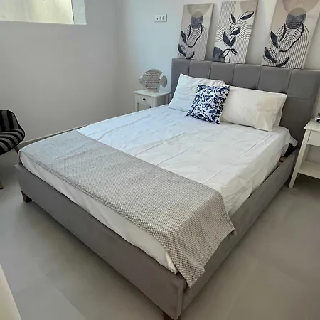 Eidolion Essence - Cozy Mykonos * أنو ميرا